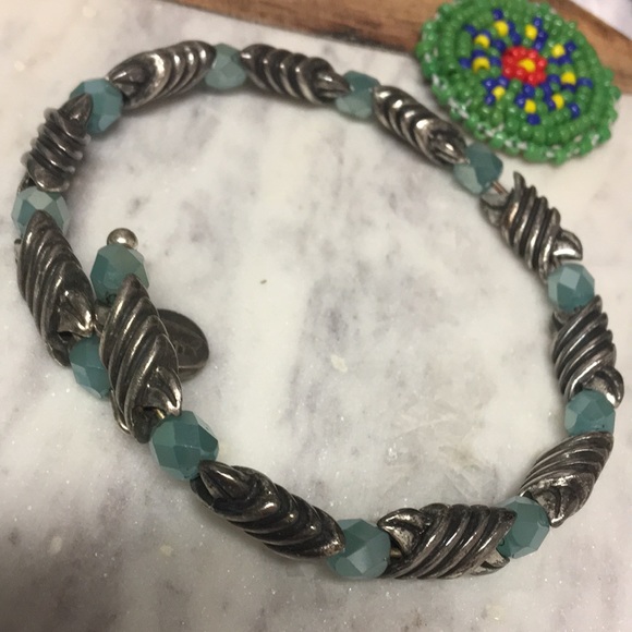 Woven metal Artesian bracelets BOHO with glass stones beautiful metal set of 2 - Picture 6 of 15